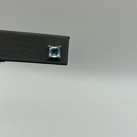 Sterling Silver Aqua Stud Earrings - Picture 5 of 5